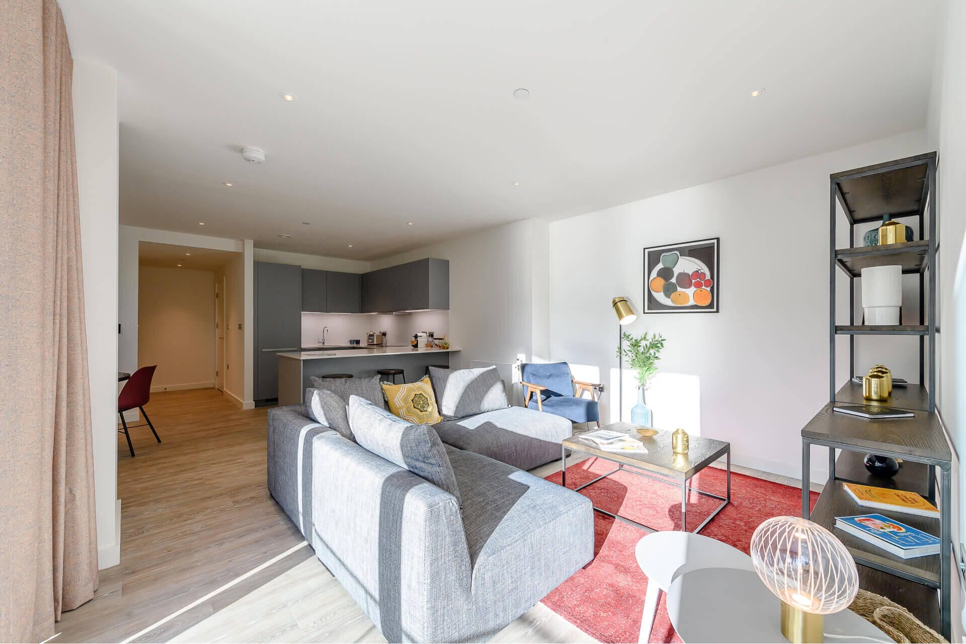 707 Landsby East