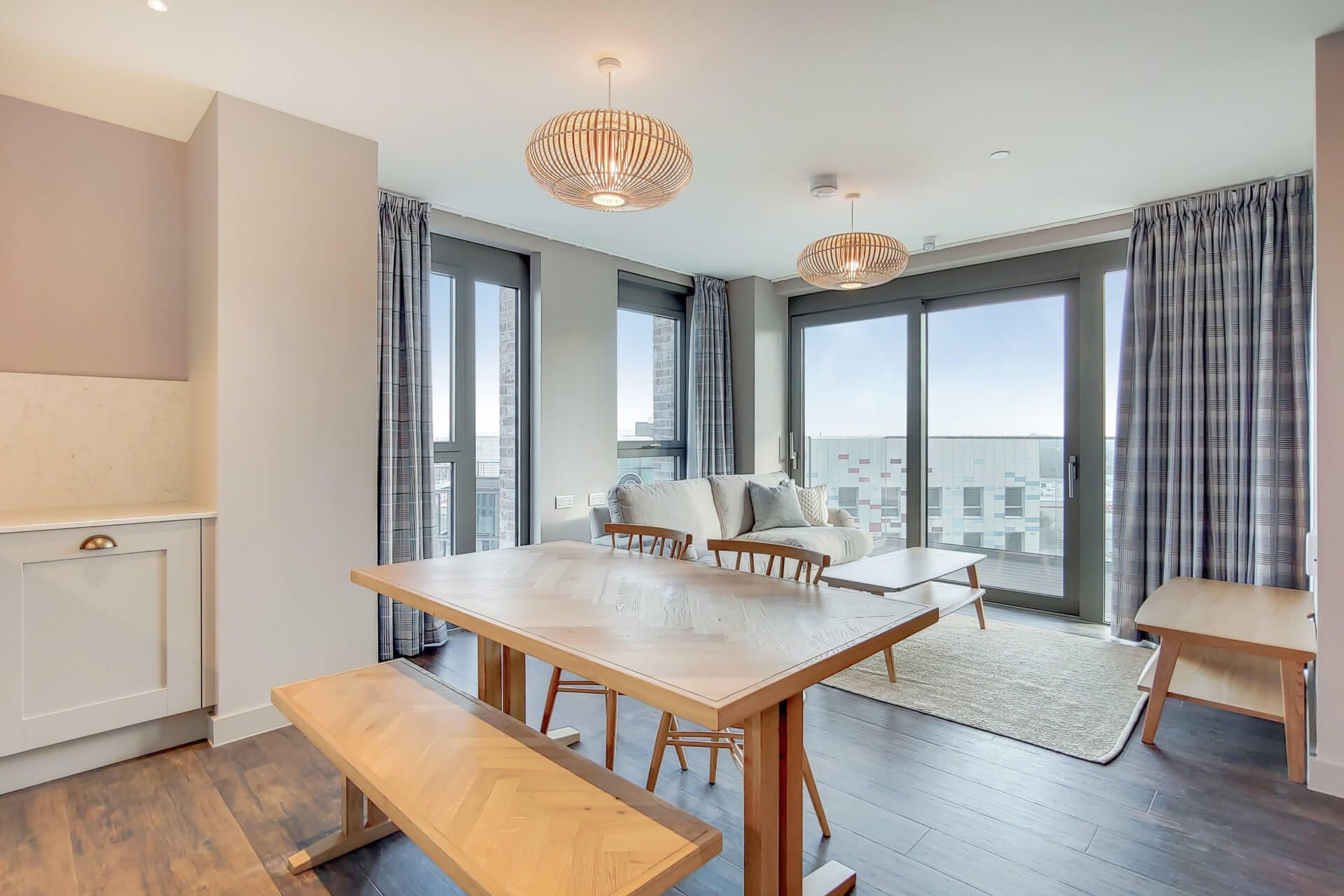 1107 Thomson