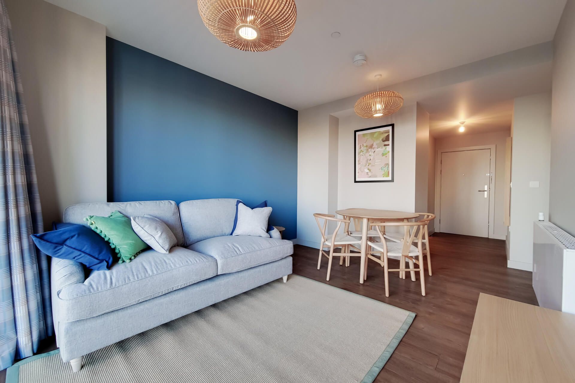 607 Thomson