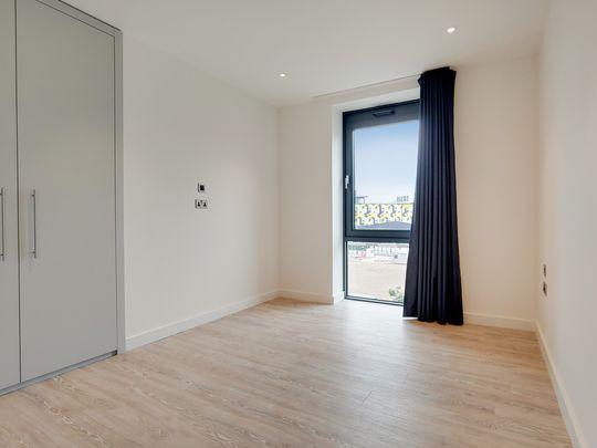 103 Landsby West image #7