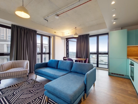 604 The Robinson West