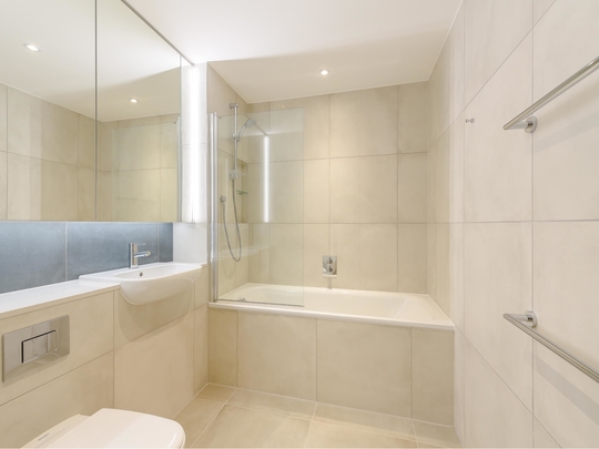 906 Landsby West image #4