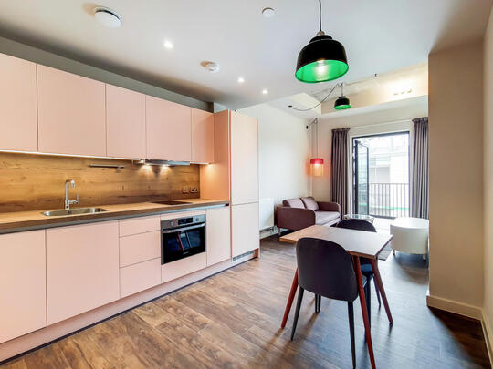 926 The Robinson South