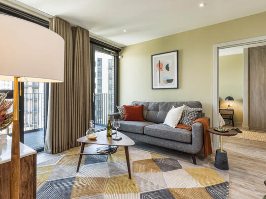 313 Madison West image #4