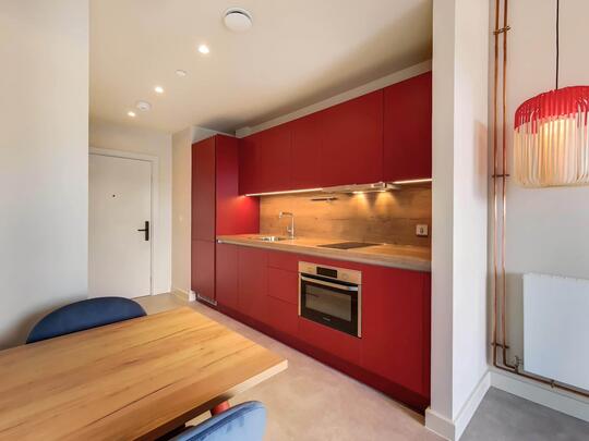 526 The Robinson South