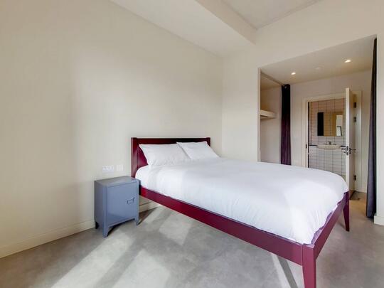 526 The Robinson South