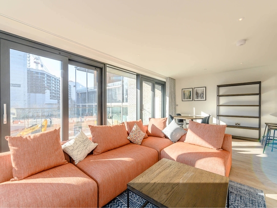 503 Landsby East