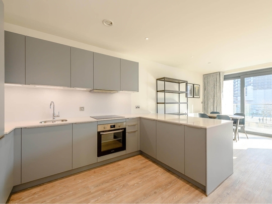 503 Landsby East