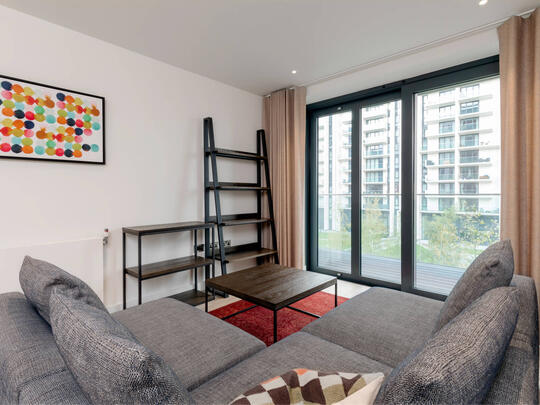 102 Landsby West image #2