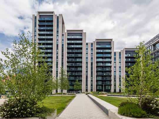 102 Landsby West image #6