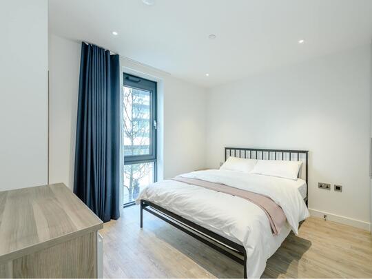 910 Landsby West - Image 1 of 1