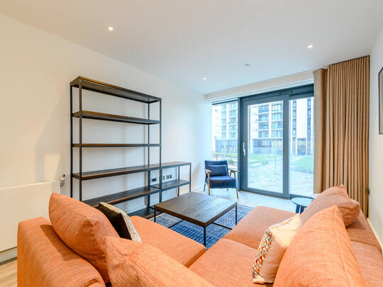 301 Landsby West image #2