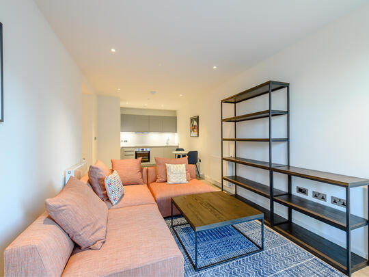 301 Landsby West image #3