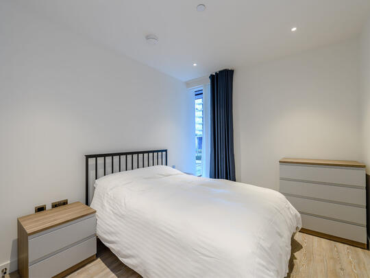 301 Landsby West image #5
