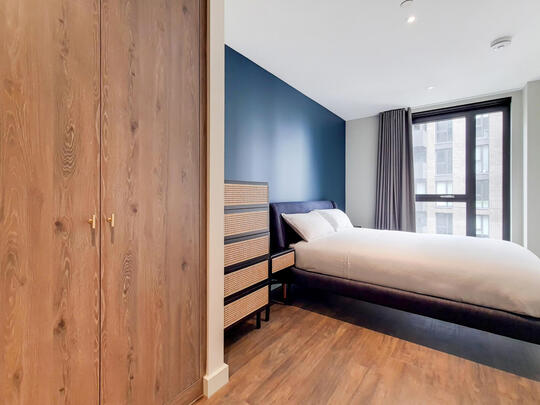 832 Madison East