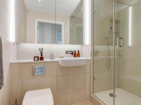 1306 Landsby East