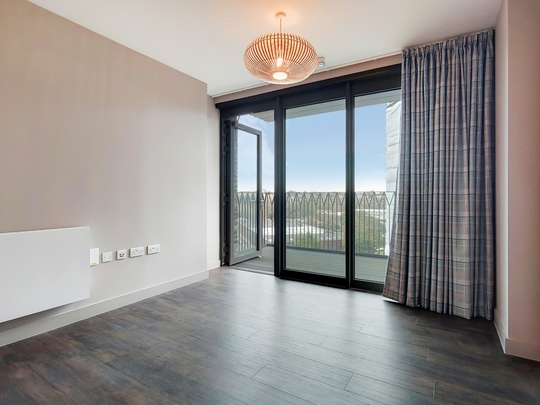 507 Thomson image #2