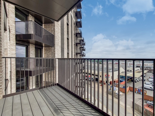 622 The Robinson South image #8