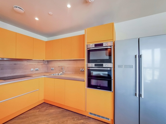 2028 The Robinson South