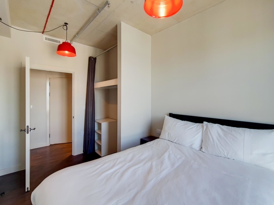 2028 The Robinson South