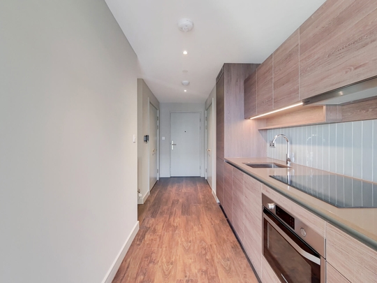 1008 Madison West image #1