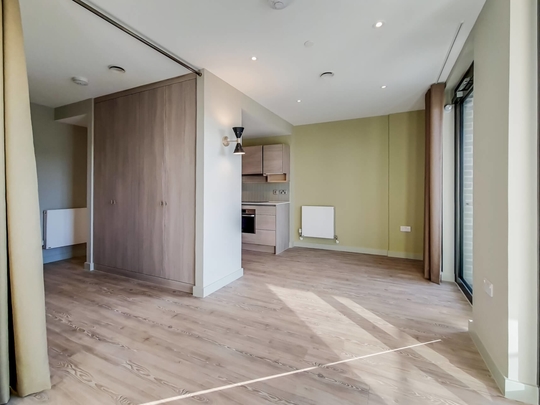 1305 Madison West