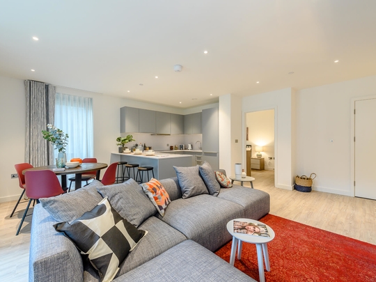 212 Landsby West image #4