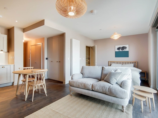 803 Thomson