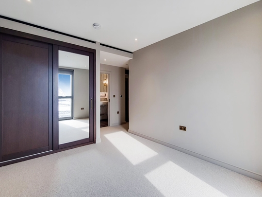 2511 Thomson image #6