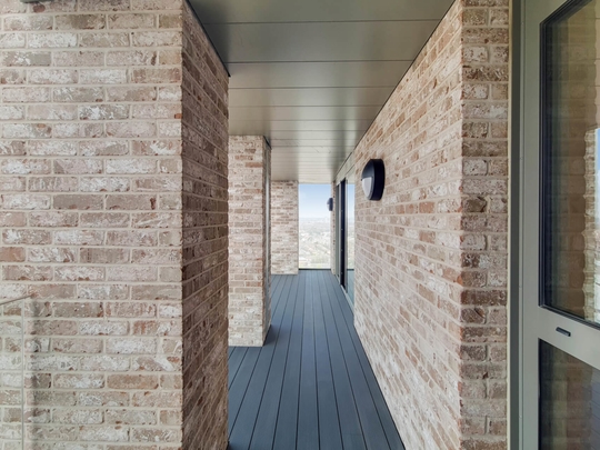 2304 Thomson image #1