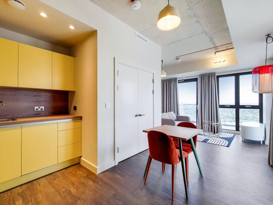 426 The Robinson South