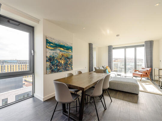 1604 Landsby West image #1