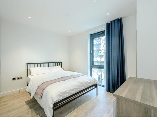 210 Landsby West - Image 1 of 1