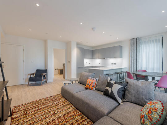 313 Landsby West