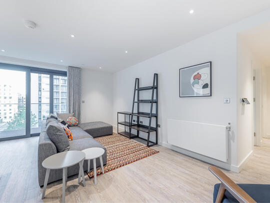 313 Landsby West