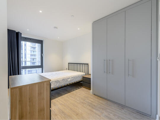 313 Landsby West