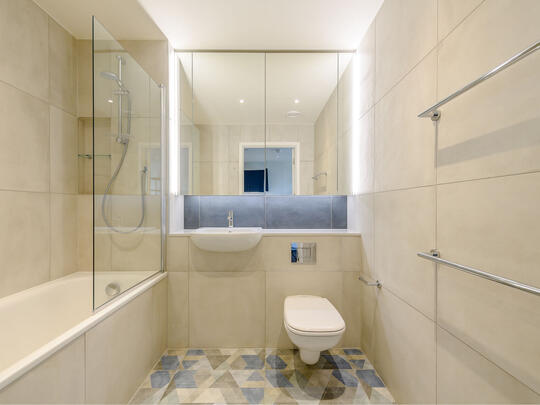 401 Landsby East