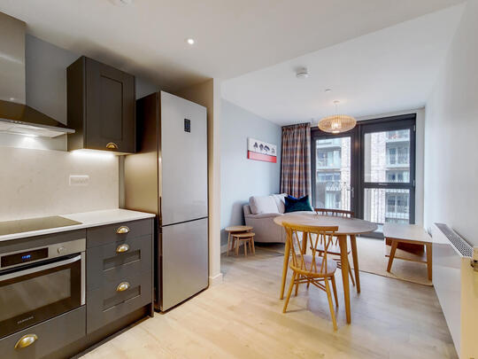 724 Heward