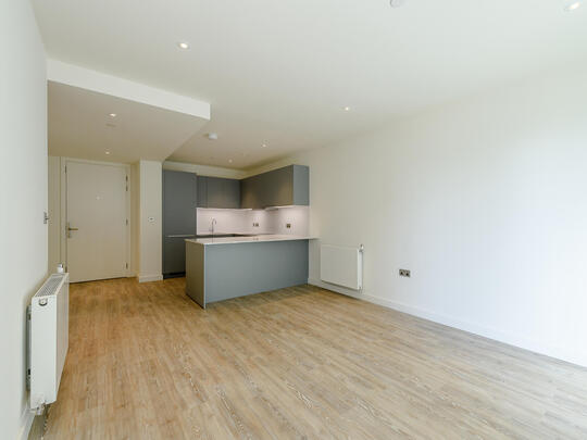 411 Landsby West