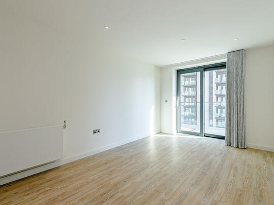 411 Landsby West