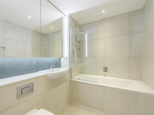 504 Landsby West