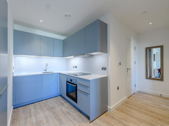 504 Landsby West