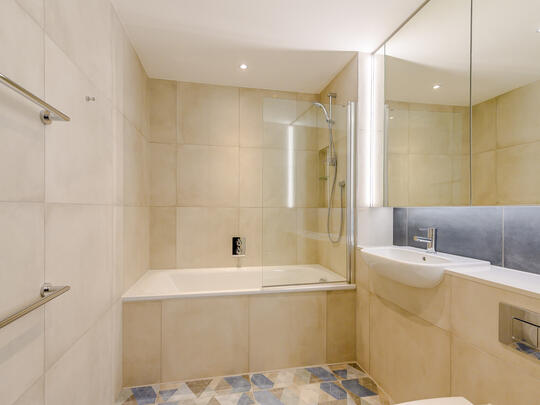 815 Landsby West