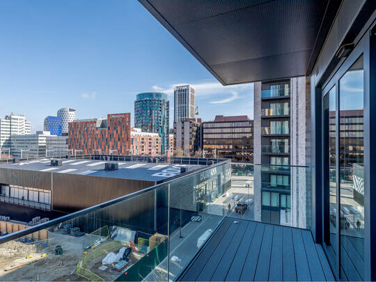 605 Landsby West