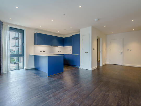 1406 Landsby East