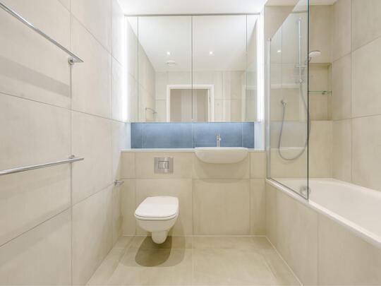 1403 Landsby East