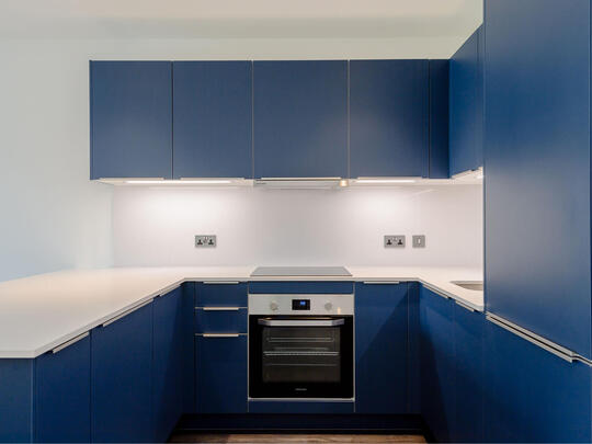 1301 Landsby West
