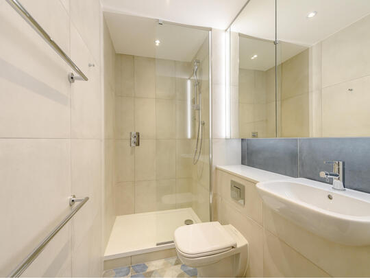 1301 Landsby West