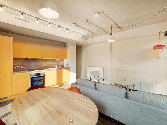 225 The Robinson South