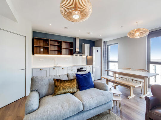 1246 Collyer
